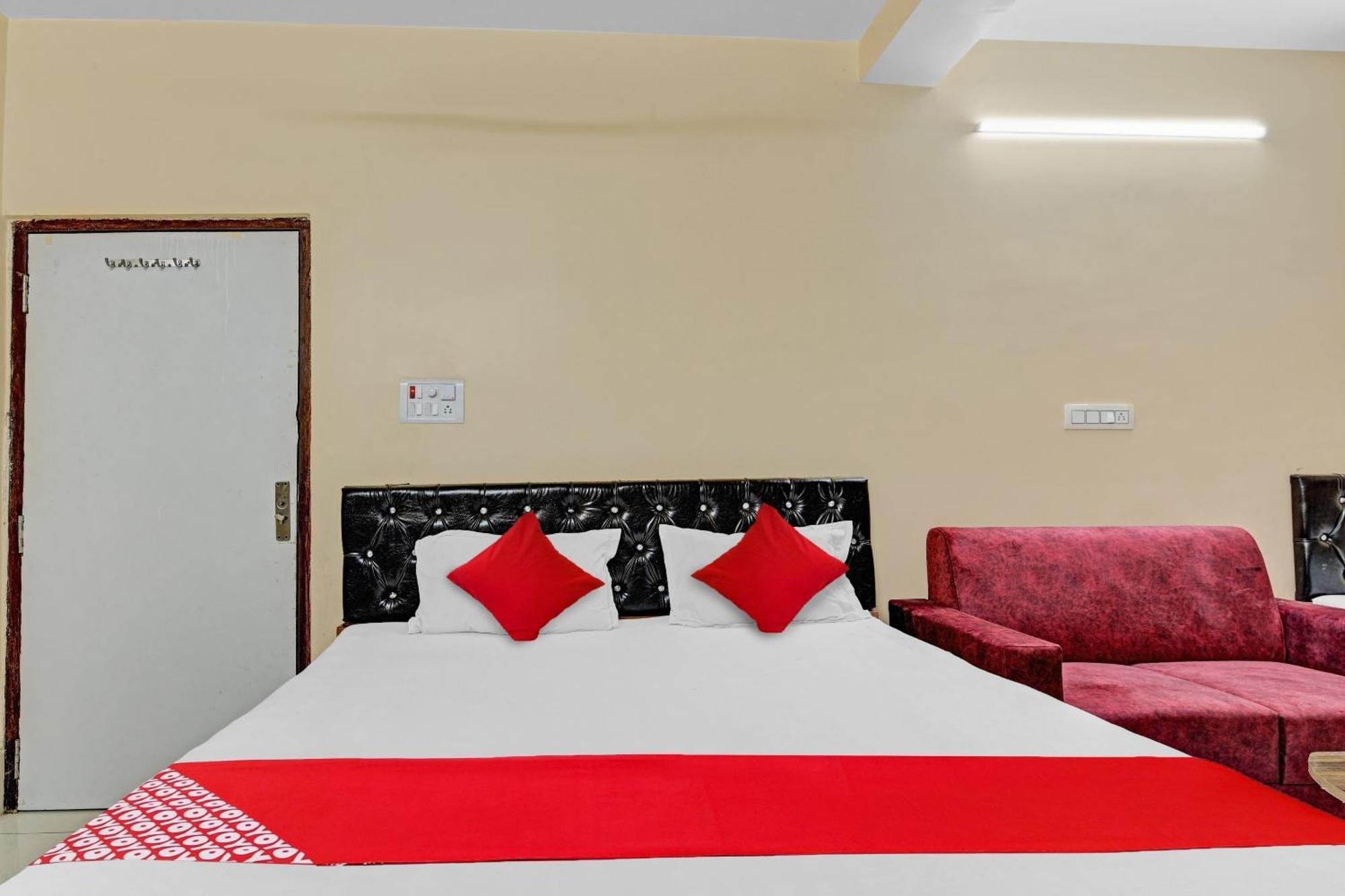 Hotel O Sri Jagarnath Banquet & Hotel Ranchi Exteriör bild